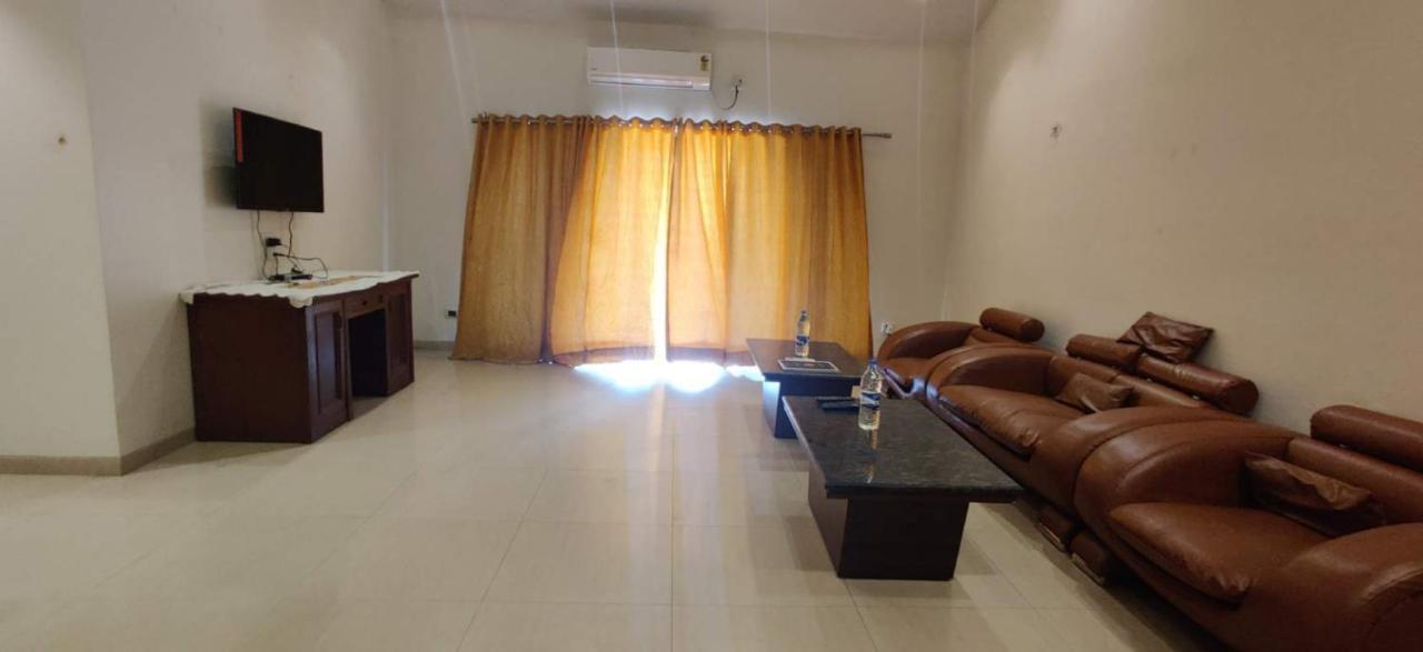 Вилла Air 2Bhk Infinity Игатпури Экстерьер фото