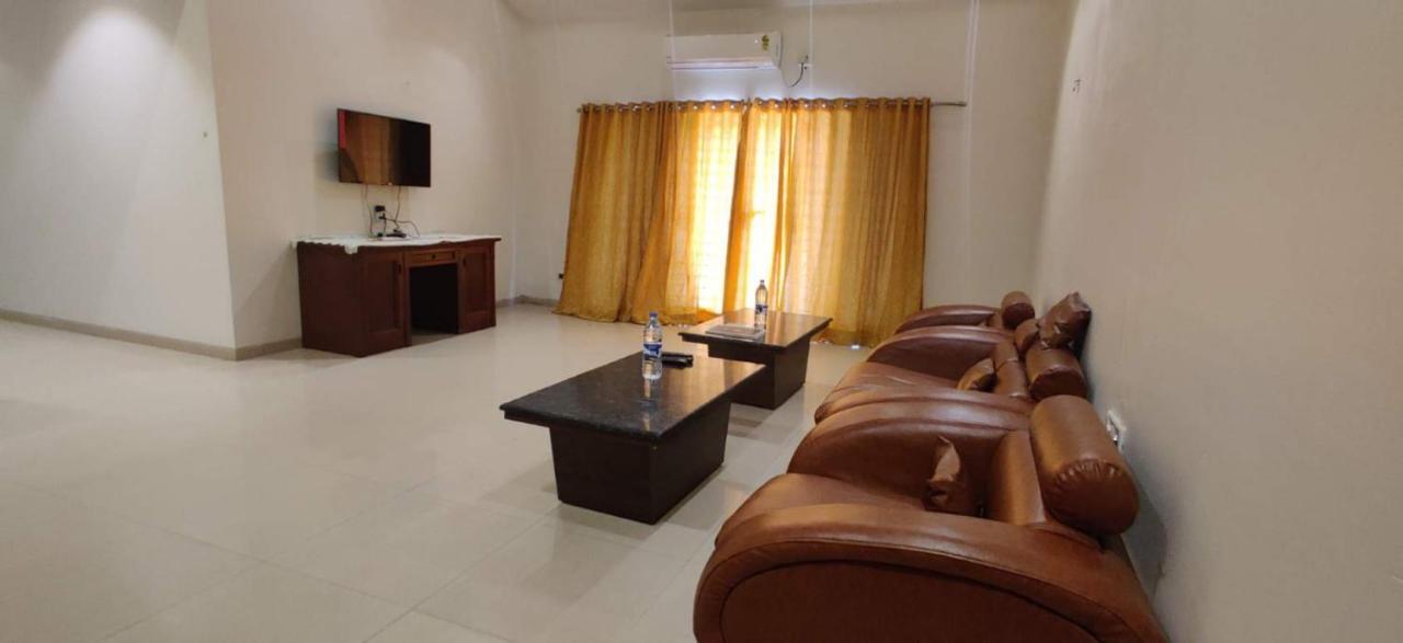 Вилла Air 2Bhk Infinity Игатпури Экстерьер фото