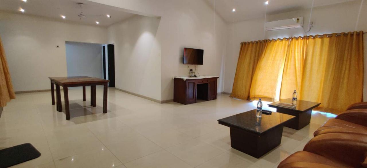 Вилла Air 2Bhk Infinity Игатпури Экстерьер фото
